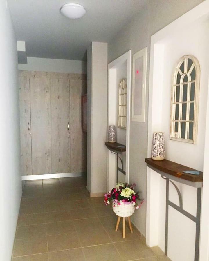 Almira - Rooms To Let Nea Roda Dış mekan fotoğraf